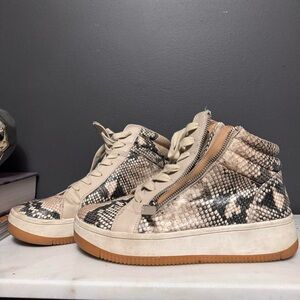 Vintage Y2K Sneaker Wedges Heels Snakeprint